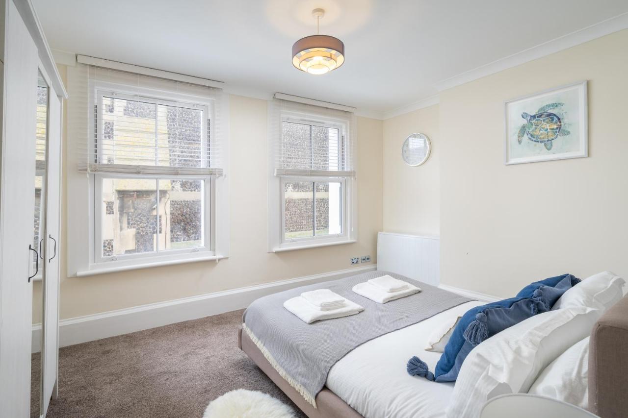 Modern 3 Bedroom Central Apartment - Sleeps 6 Brighton Exterior photo